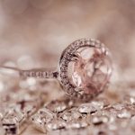 راهنمای آقایان برای خرید جواهرات برای همسرانشان