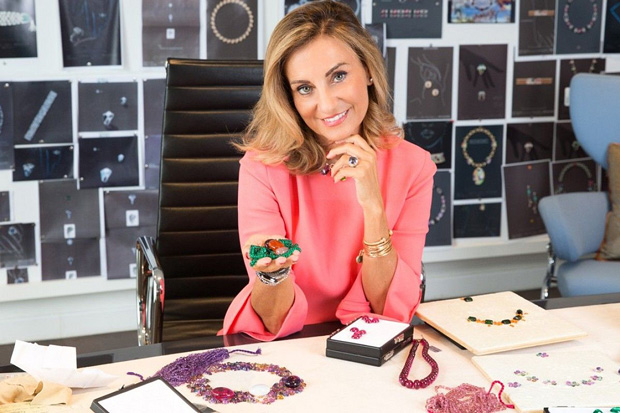 با زنان در پشت لوکس ترین برندهای جواهرات جهان دیدار کنید