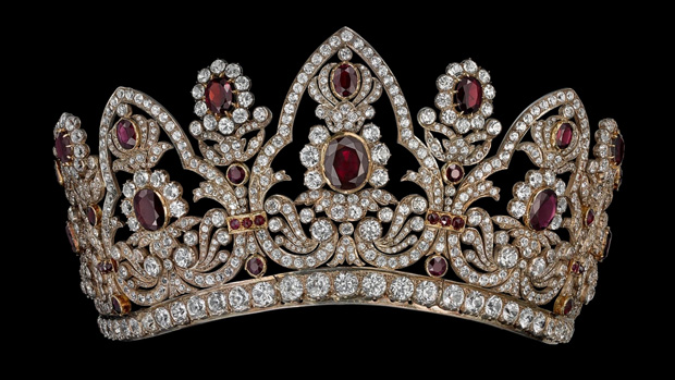 برند Chaumet در اوج برتری: سفری در میان جواهرات تاج های سلطنتی